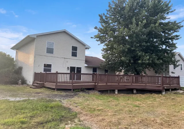 Photo 4 of Single family home for sale at 12421 Tippecanoe Pl, Crown Point, IN 46307 | MLS# 846413 | Listing updated on 2026-10-06