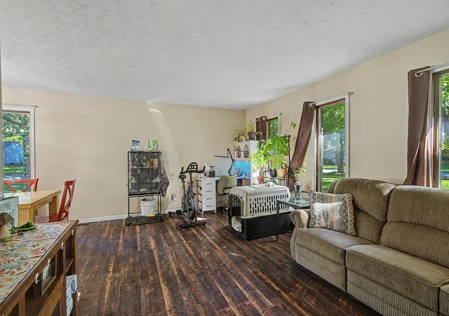 Photo 4 of Single family home for sale at 601 Long Brg Dr, Chesterton, IN 46304 | MLS# 846319 | Listing updated on 2026-10-05