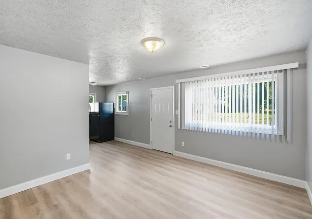 Photo 3 of Single family home for sale at 214 Pleasant Ave, Michigan City, IN 46360 | MLS# 846288 | Listing updated on 2026-10-03