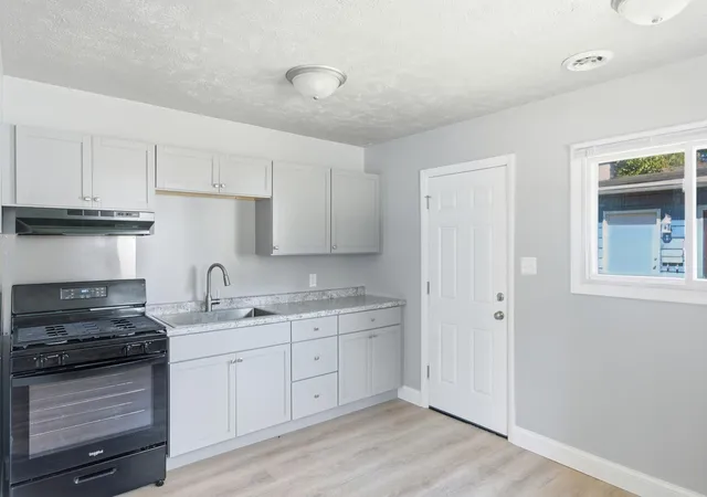 Photo 4 of Single family home for sale at 214 Pleasant Ave, Michigan City, IN 46360 | MLS# 846288 | Listing updated on 2026-10-03