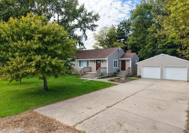 Photo 2 of Single family home for sale at 1076 S 500 East, Kouts, IN 46347 | MLS# 846312 | Listing updated on 2026-10-04