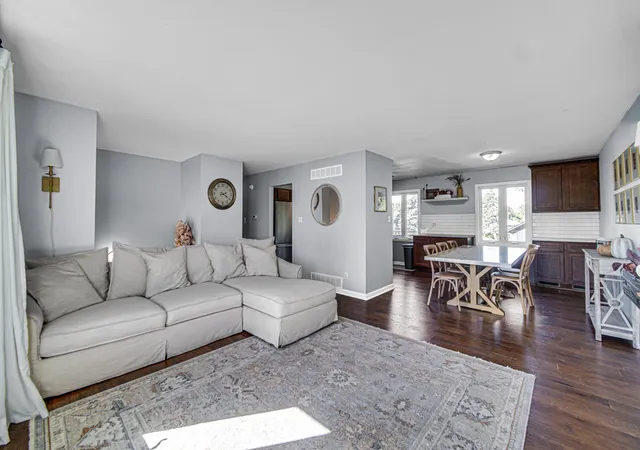 Photo 3 of Single family home for sale at 1935 Martha St, Munster, IN 46321 | MLS# 846455 | Listing updated on 2026-10-07
