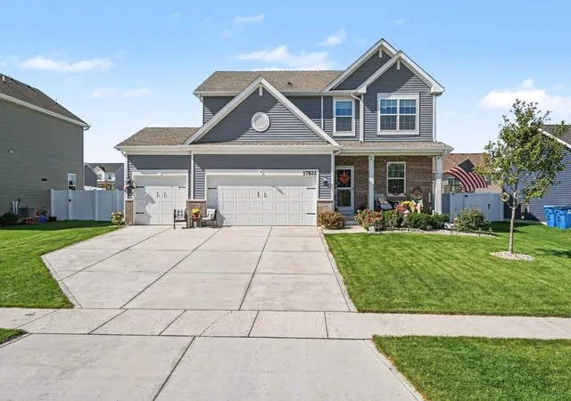 Photo 1 of Single family home for sale at 17822 Crk View Ct, Lowell, IN 46356 | MLS# 846338 | Listing updated on 2026-10-05