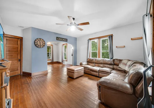 Photo 3 of Single family home for sale at 117 Burnham St, Lowell, IN 46356 | MLS# 846320 | Listing updated on 2026-10-05