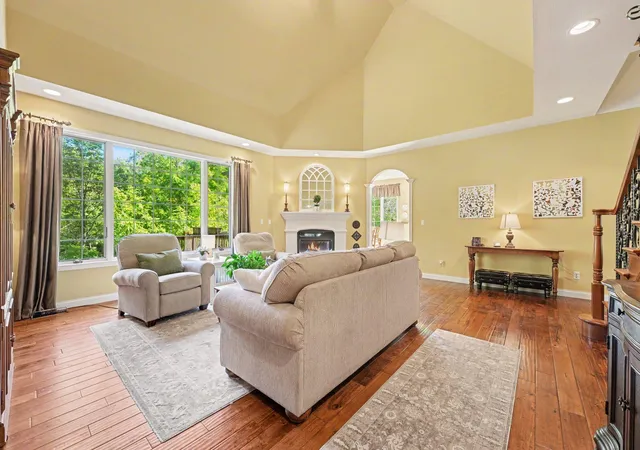 Photo 4 of Single family home for sale at 65 Braemar Dr, Valparaiso, IN 46385 | MLS# 846378 | Listing updated on 2026-10-06