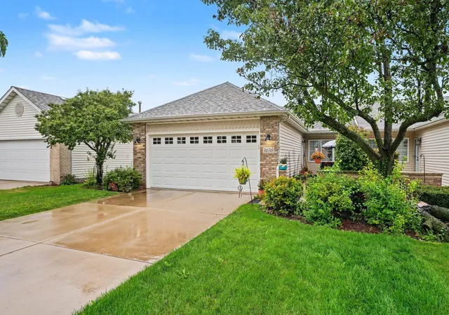 Photo 2 of Multi family home for sale at 1638 Dogwood Dr, Crown Point, IN 46307 | MLS# 846387 | Listing updated on 2026-10-07