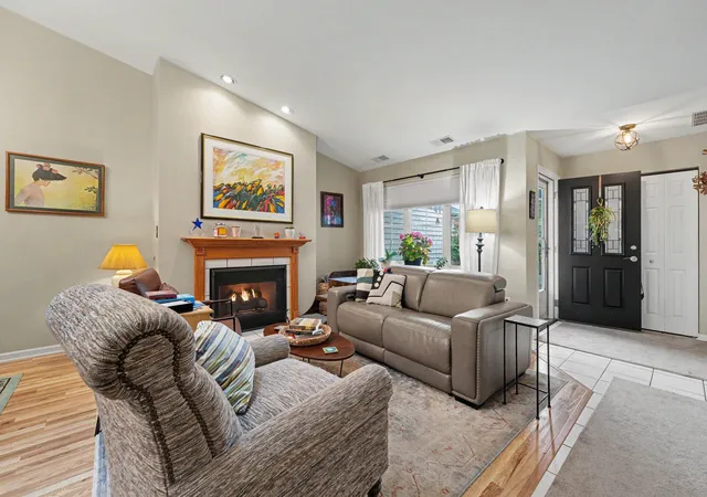 Photo 4 of Multi family home for sale at 1638 Dogwood Dr, Crown Point, IN 46307 | MLS# 846387 | Listing updated on 2026-10-07