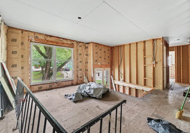 Photo 3 of Single family home for sale at 138 Memorial Dr, Michigan City, IN 46360 | MLS# 846327 | Listing updated on 2026-10-05