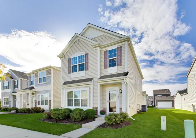 Single family home for sale at 1065 E 116th Place, Crown Point, IN 46307 | MLS# 846420