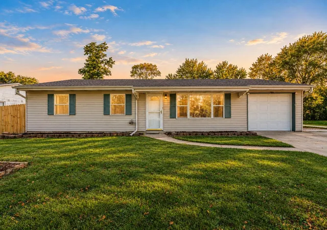 Single family home for sale at 724 Capitol Rd, Valparaiso, IN 46385 | MLS# 846584 | Listing updated on 2026-10-09