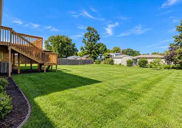 Photo 2 of Single family home for sale at 952 Hanover Ln, Dyer, IN 46311 | MLS# 846353 | Listing updated on 2026-10-05