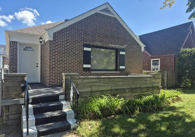 Photo 1 of Single family home for sale at 561 W Taft St, Gary, IN 46404 | MLS# 846354 | Listing updated on 2026-10-05