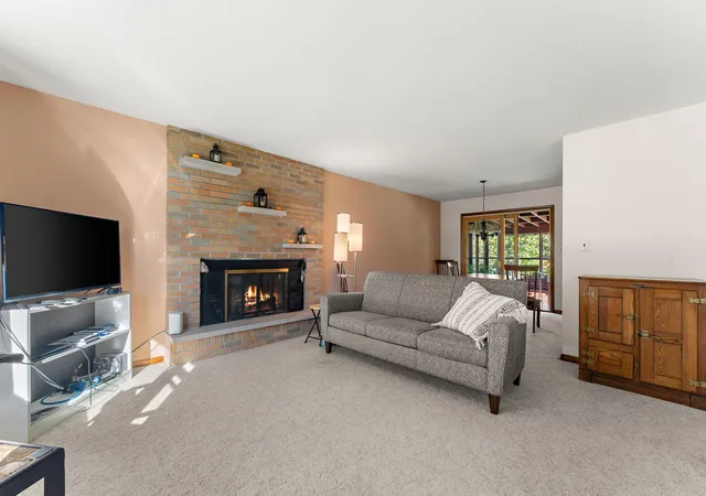Photo 4 of Single family home for sale at 35 E 900 North, Chesterton, IN 46304 | MLS# 846493 | Listing updated on 2026-10-07