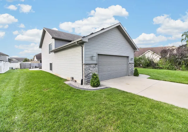 Photo 2 of Single family home for sale at 795 Surrey Dr, Lowell, IN 46356 | MLS# 846375 | Listing updated on 2026-10-05