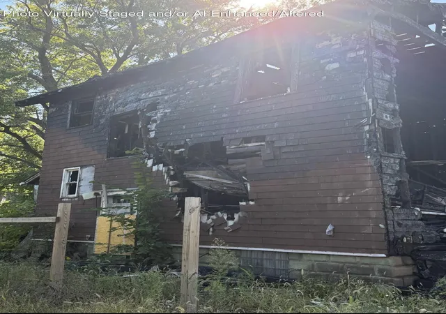Photo 1 of Single family home for sale at 659 Vermont St, Gary, IN 46402 | MLS# 846428 | Listing updated on 2026-10-06
