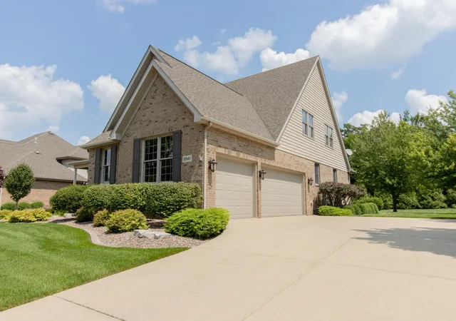 Photo 3 of Single family home for sale at 8941 Crooked Bnd, Saint John, IN 46373 | MLS# 846561 | Listing updated on 2026-10-08