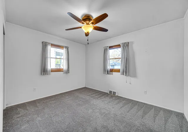 Photo 4 of Single family home for sale at 3449 Garfield Ave, Highland, IN 46322 | MLS# 846533 | Listing updated on 2026-10-08