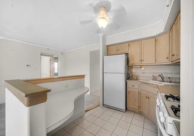 Photo 3 of Condo for sale at 114 Swan Dr #3C, Dyer, IN 46311 | MLS# 846553 | Listing updated on 2026-10-08