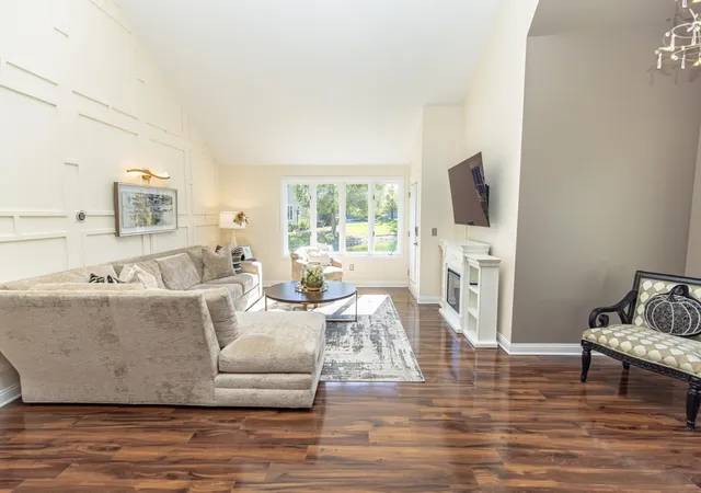 Photo 3 of Townhouse for sale at 607 W 93rd Court, Crown Point, IN 46307 | MLS# 846803 | Listing updated on 2026-10-23