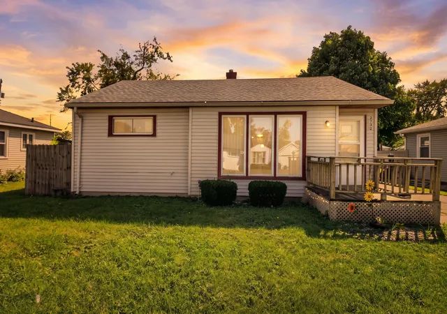 Photo 1 of Single family home for sale at 2732 Duluth St, Highland, IN 46322 | MLS# 846399 | Listing updated on 2026-10-06