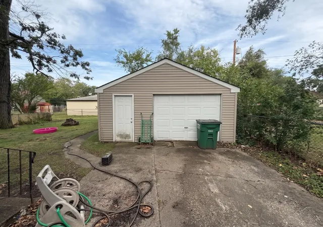 Photo 2 of Single family home for sale at 4152 Park Ave, Lake Station, IN 46405 | MLS# 846390 | Listing updated on 2026-10-06