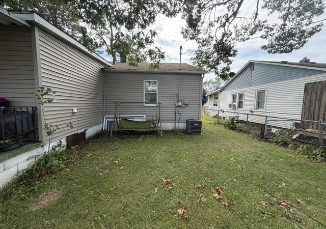 Photo 4 of Single family home for sale at 4152 Park Ave, Lake Station, IN 46405 | MLS# 846390 | Listing updated on 2026-10-06