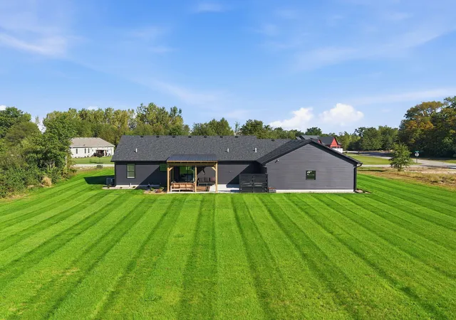 Photo 3 of Single family home for sale at 1611 Ole Buck Rd, Wheatfield, IN 46392 | MLS# 846423 | Listing updated on 2026-10-06