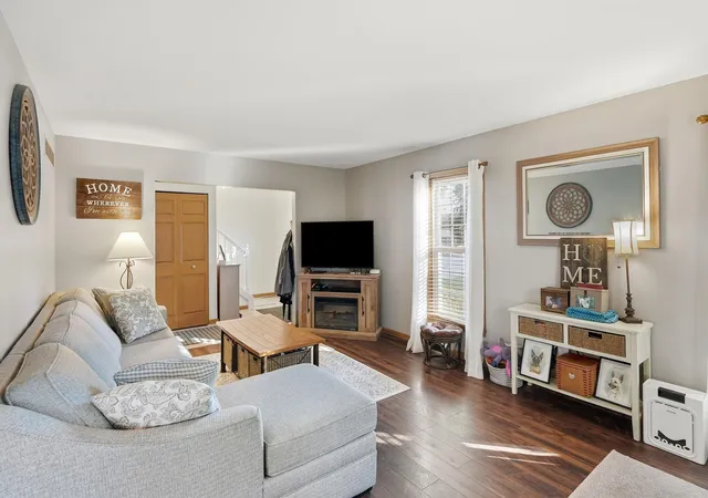 Photo 4 of Single family home for sale at 1803 Mccord Rd, Valparaiso, IN 46383 | MLS# 846422 | Listing updated on 2026-10-08