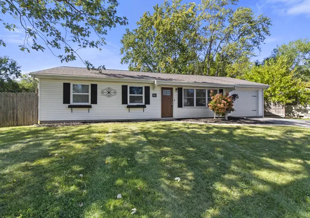 Photo 1 of Single family home for sale at 760 Acadia Rd, Valparaiso, IN 46385 | MLS# 846421 | Listing updated on 2026-10-06