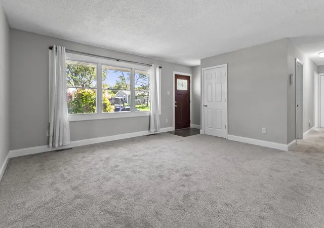 Photo 4 of Single family home for sale at 760 Acadia Rd, Valparaiso, IN 46385 | MLS# 846421 | Listing updated on 2026-10-06