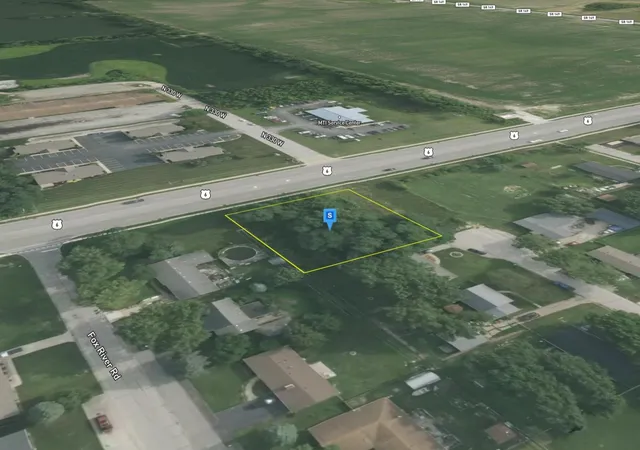Photo 3 of Sale Pending at 350 W Us Hwy 6, Valparaiso, IN 46385 | MLS# 846405 | Listing updated on 2026-10-07