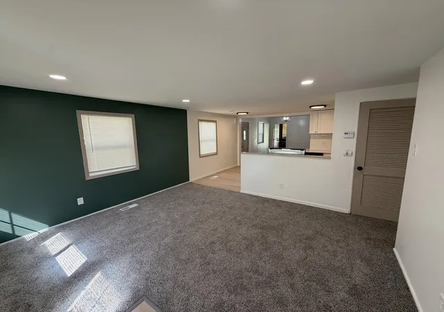 Photo 4 of Single family home for sale at 7561 Golfway Ct, Hammond, IN 46324 | MLS# 846408 | Listing updated on 2026-10-06