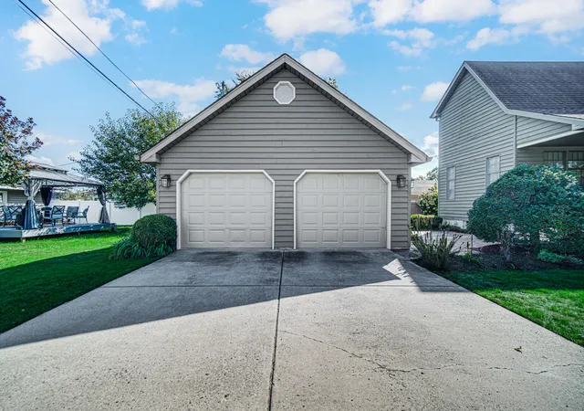 Photo 3 of Single family home for sale at 1447 N Woodlawn Ave, Griffith, IN 46319 | MLS# 846446 | Listing updated on 2026-10-07