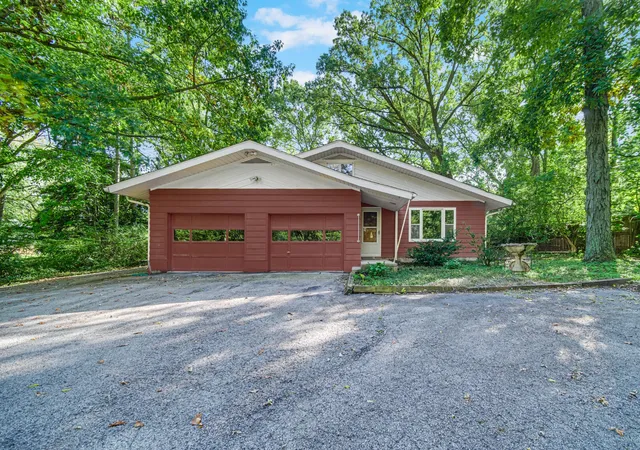 Single family home for sale at 12175 W 85th Avenue, Saint John, IN 46373 | MLS# 846520