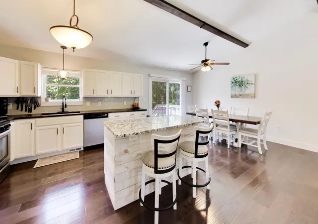 Photo 3 of Single family home for sale at 1580 Eagle St, Chesterton, IN 46304 | MLS# 846510 | Listing updated on 2026-10-08