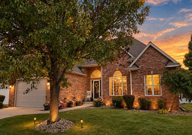 Photo 1 of Single family home for sale at 7245 Vale Dr, Schererville, IN 46375 | MLS# 846461 | Listing updated on 2026-10-07