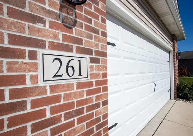 Photo 3 of Single family home for sale at 261 Honey Locust Ct, Valparaiso, IN 46385 | MLS# 846479 | Listing updated on 2026-10-08