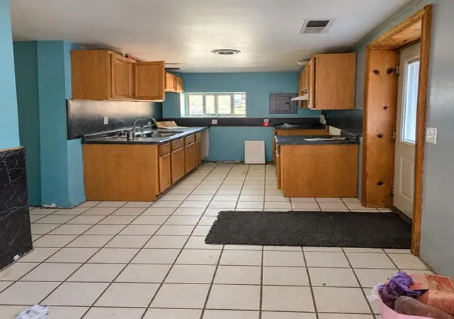 Photo 4 of Single family home for sale at 922 Fern St, Michigan City, IN 46360 | MLS# 846501 | Listing updated on 2026-10-07