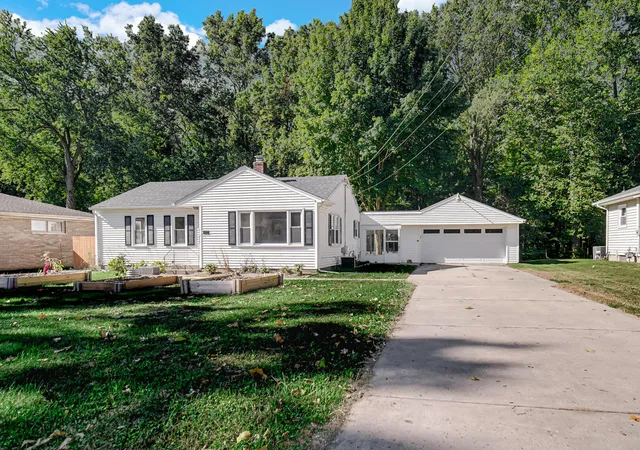 Photo 1 of Single family home for sale at 512 Johnson Rd, Trail Creek, IN 46360 | MLS# 846494 | Listing updated on 2026-10-07