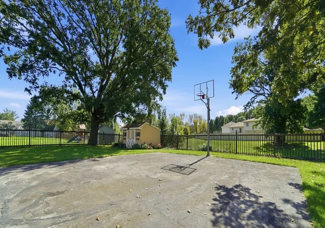 Photo 3 of Single family home for sale at 6579 W 86th Avenue, Crown Point, IN 46307 | MLS# 846548 | Listing updated on 2026-10-08