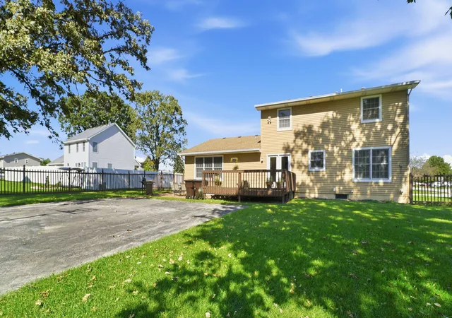 Photo 4 of Single family home for sale at 6579 W 86th Avenue, Crown Point, IN 46307 | MLS# 846548 | Listing updated on 2026-10-08