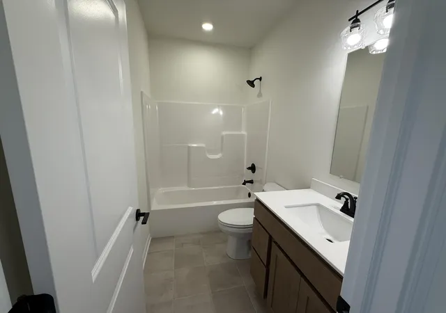 Photo 3 of Single family home for sale at 3202 Viridian Way, Valparaiso, IN 46385 | MLS# 846495 | Listing updated on 2026-10-07