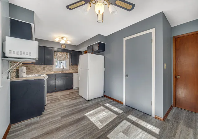 Photo 3 of Single family home for sale at 202 Timrick Dr, Munster, IN 46321 | MLS# 846509 | Listing updated on 2026-10-08