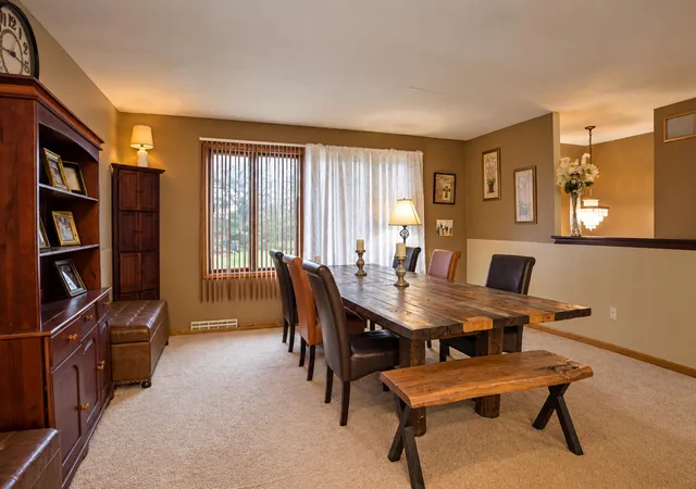 Photo 2 of Single family home for sale at 311 W 40th Lane, Griffith, IN 46319 | MLS# 846489 | Listing updated on 2026-10-07