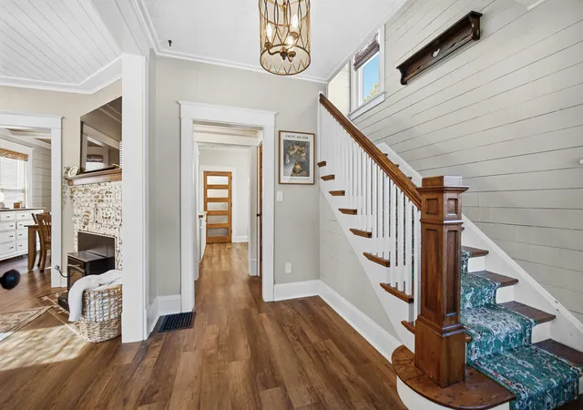 Photo 2 of Single family home for sale at 1716 Monroe St, La Porte, IN 46350 | MLS# 847273 | Listing updated on 2026-10-23