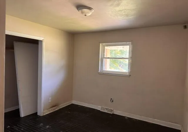Photo 4 of Single family home for sale at 4349 Carolina St, Gary, IN 46409 | MLS# 846681 | Listing updated on 2026-10-10