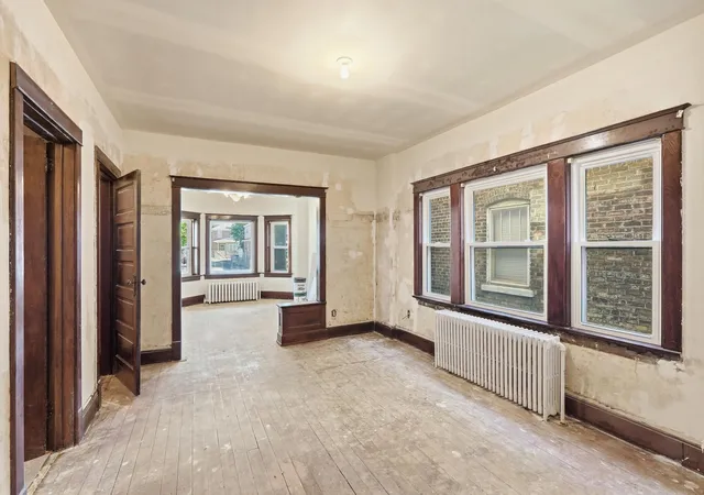Photo 3 of House for sale at 3812 Hemlock St, East Chicago, IN 46312 | MLS# 846522 | Listing updated on 2026-10-08
