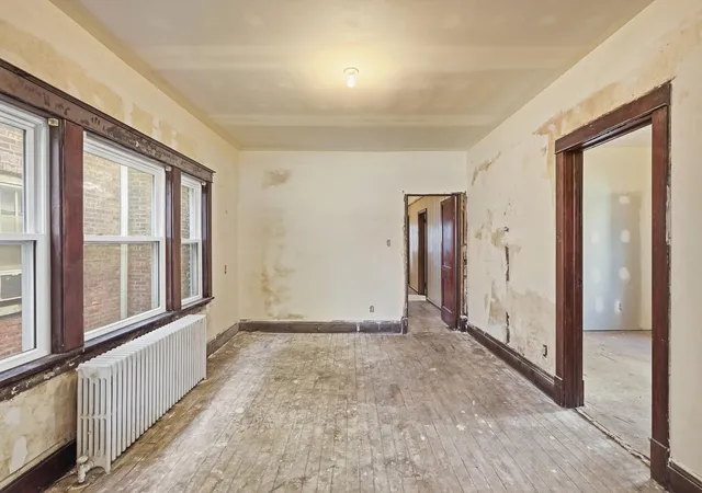Photo 4 of House for sale at 3812 Hemlock St, East Chicago, IN 46312 | MLS# 846522 | Listing updated on 2026-10-08