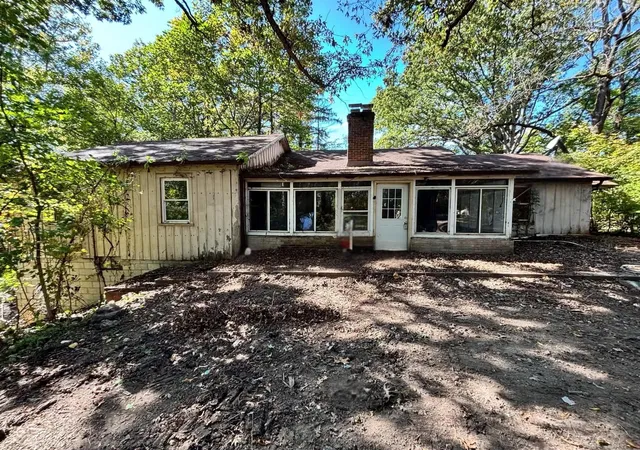 Photo 1 of Single family home for sale at 385 W 500 North, Valparaiso, IN 46385 | MLS# 846516 | Listing updated on 2026-10-08