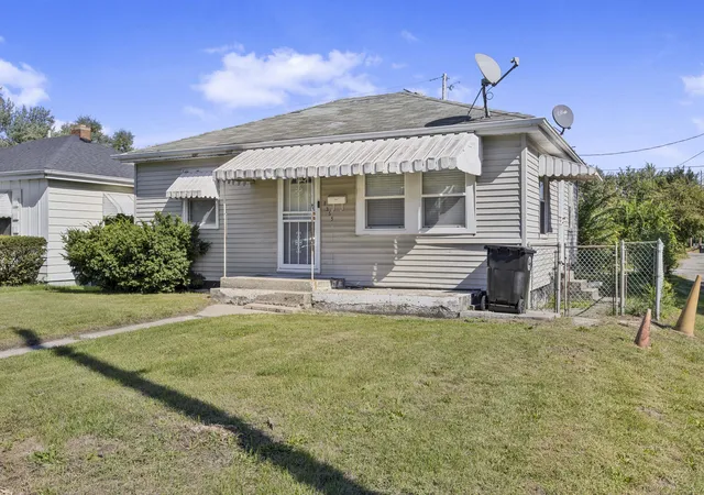 Photo 3 of Single family home for sale at 1355 Willard St, Gary, IN 46404 | MLS# 846523 | Listing updated on 2026-10-08